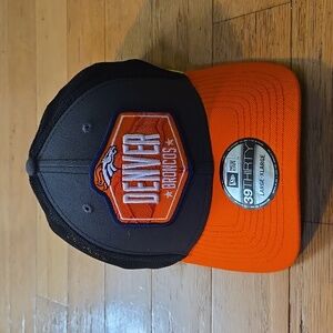 NWT Denver Broncos New Era 39THIRTY NFL Draft Stretch Fit Mesh Back Hat Cap L/XL